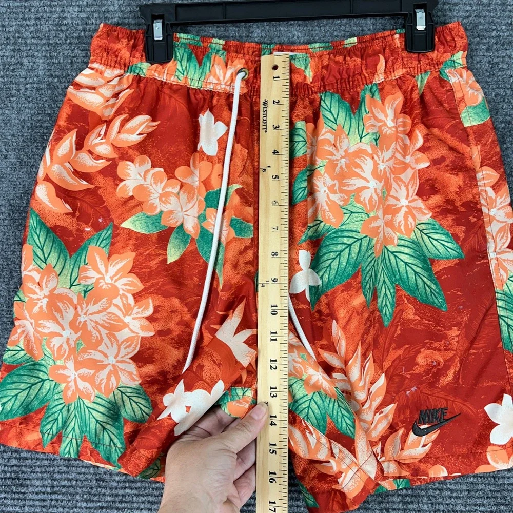 Nike Sportswear Swim‎ Shorts Men M Floral Resort Vacation Beach Streetwear